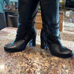 Kenneth Cole Reaction black tassel boots